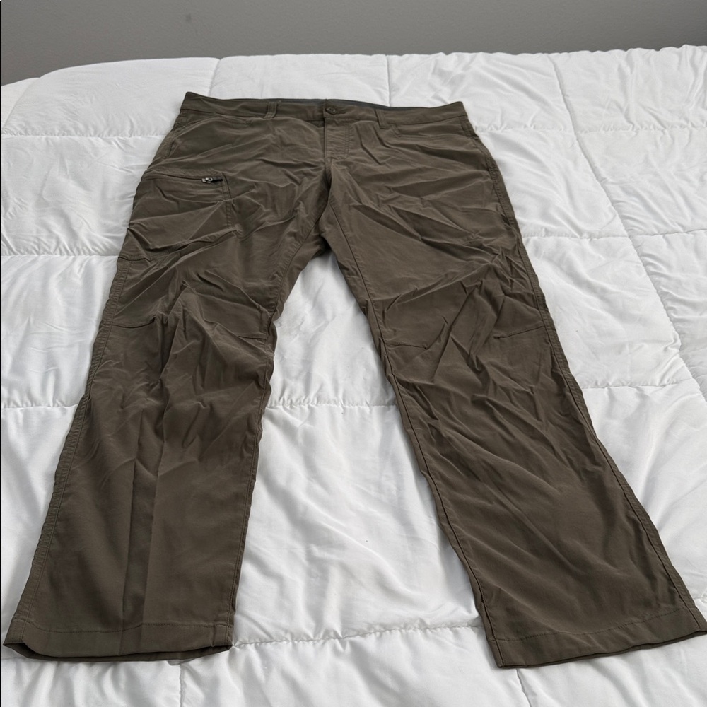 Eddie Bauer Men's Cargo Pants - Brown